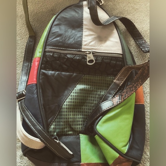 Color Block Your Outfit with this Stylish Multi-Color Bag - Picture 5 of 8